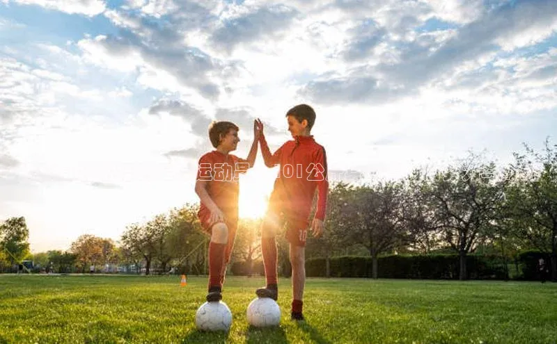 万向娱乐平台皮阿诺揭秘身材魁梧的足球运动员：101公斤身材背后的努力与成就